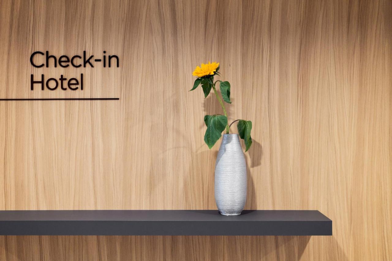 Hotel Neu-Schoenstatt Quarten Екстер'єр фото