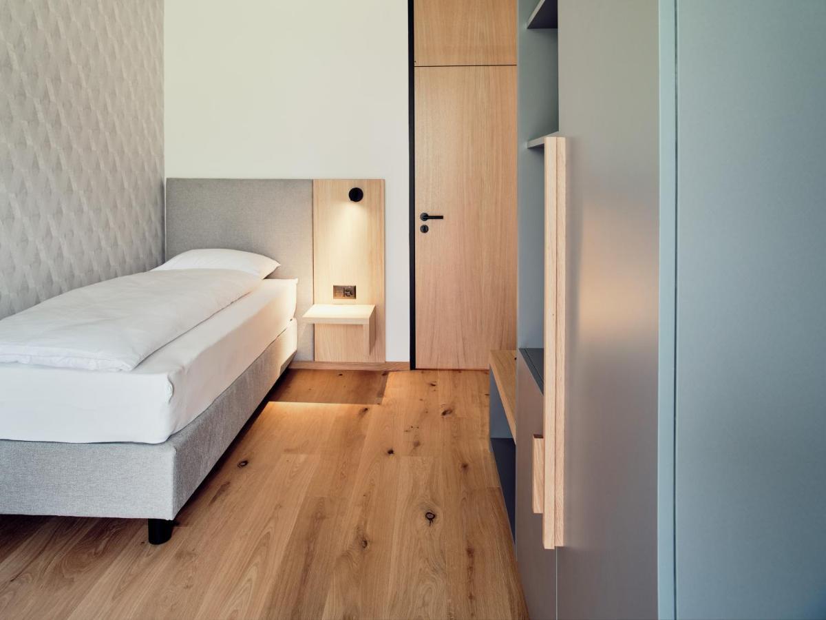 Hotel Neu-Schoenstatt Quarten Екстер'єр фото
